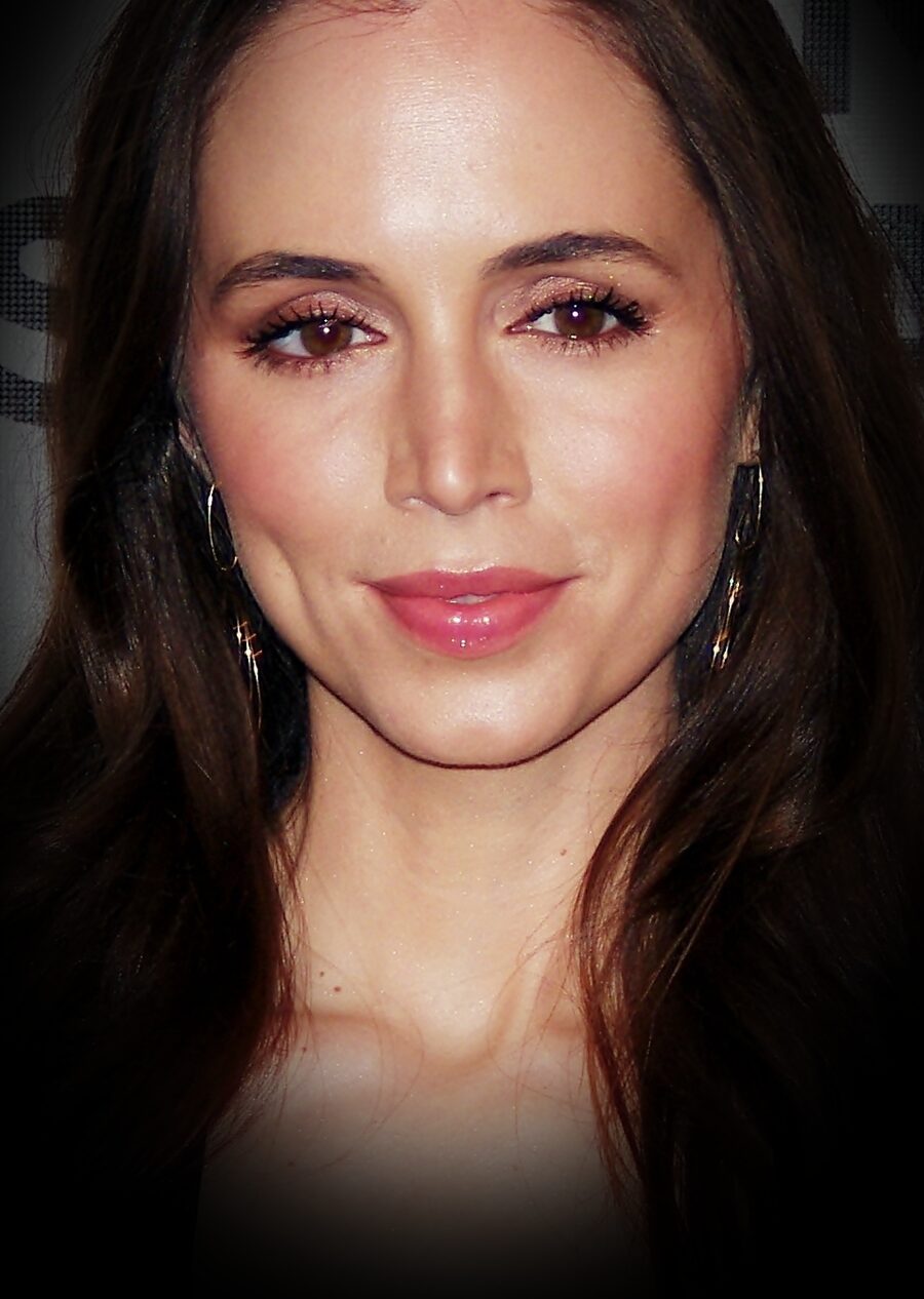 Eliza Dushku